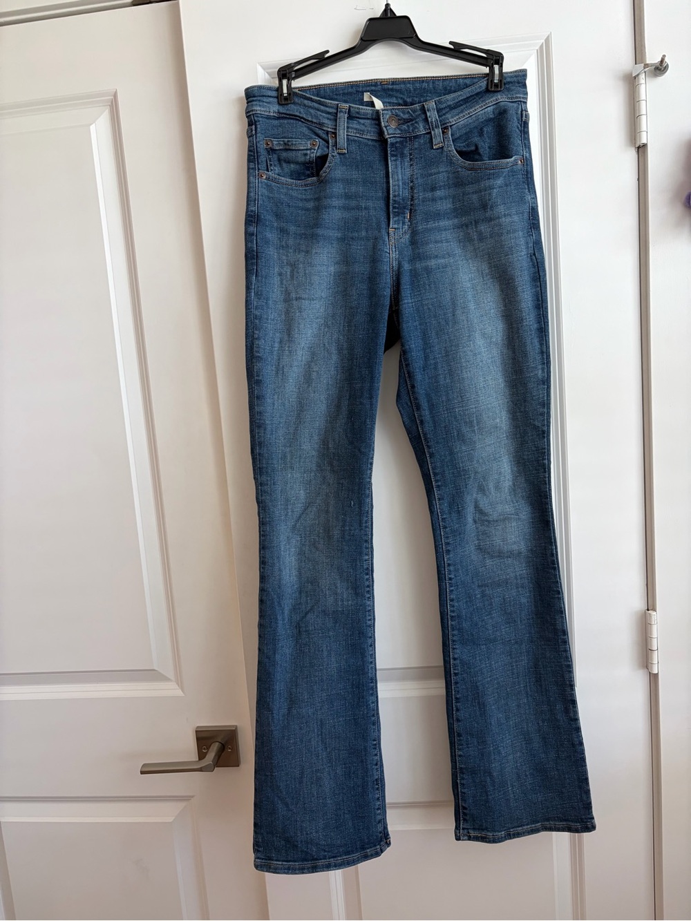 Levi's 725 High Rise Bootcut Women's Jeans